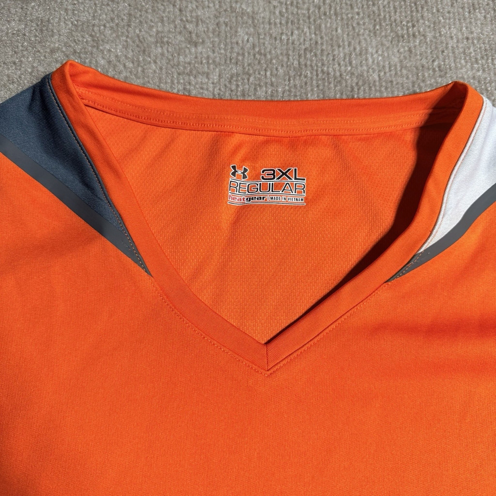 Under Armour Shirt Mens 3XL Orange Combine Training HeatGear V-Neck Gym Tee - Picture 3 of 16